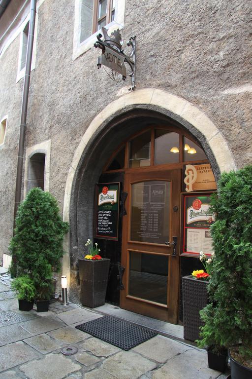 克朗普拉查斯酒店 普拉查蒂斯 外观 照片